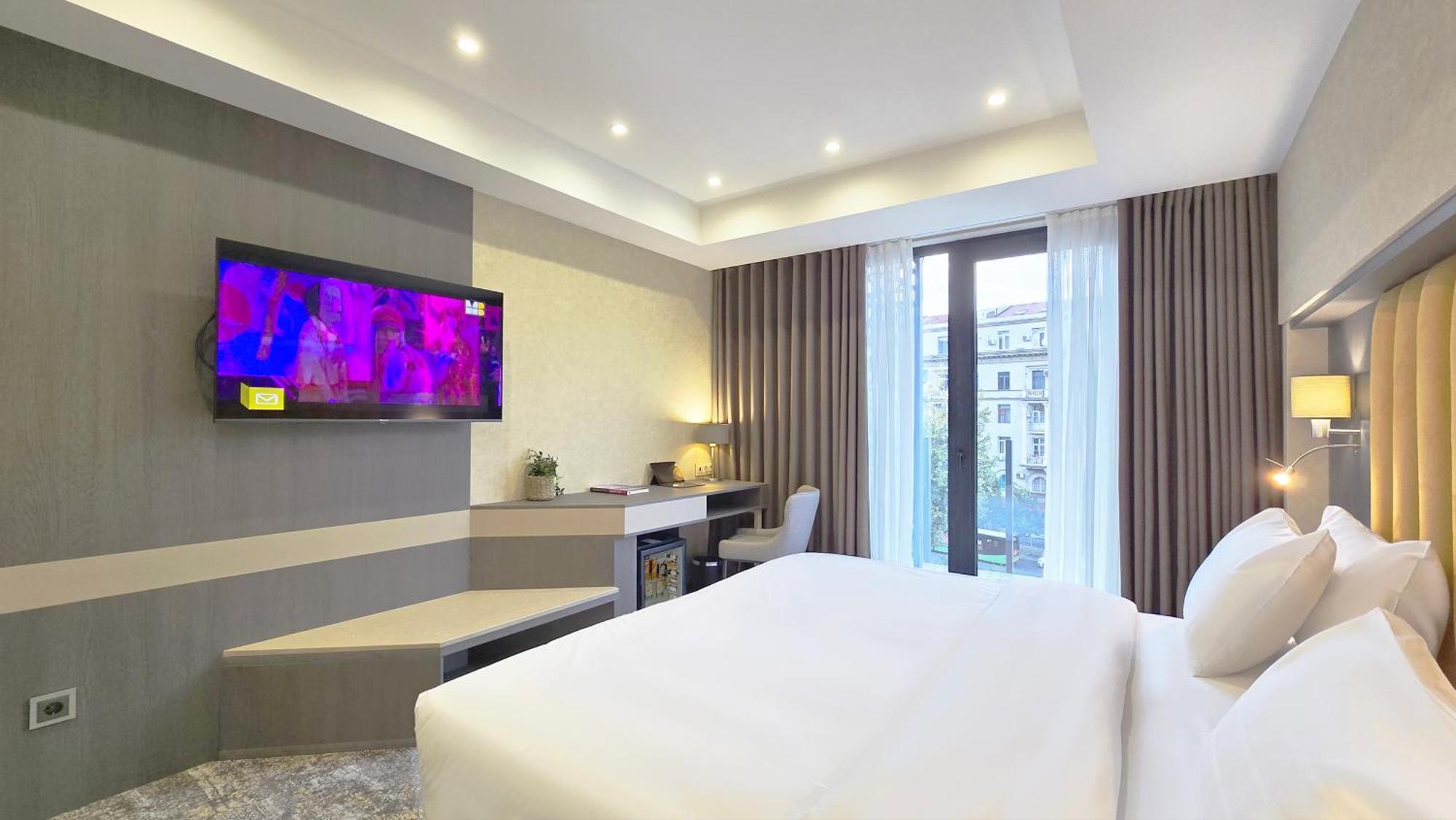 Griffin Hotel Tbilisi ภายนอก รูปภาพ