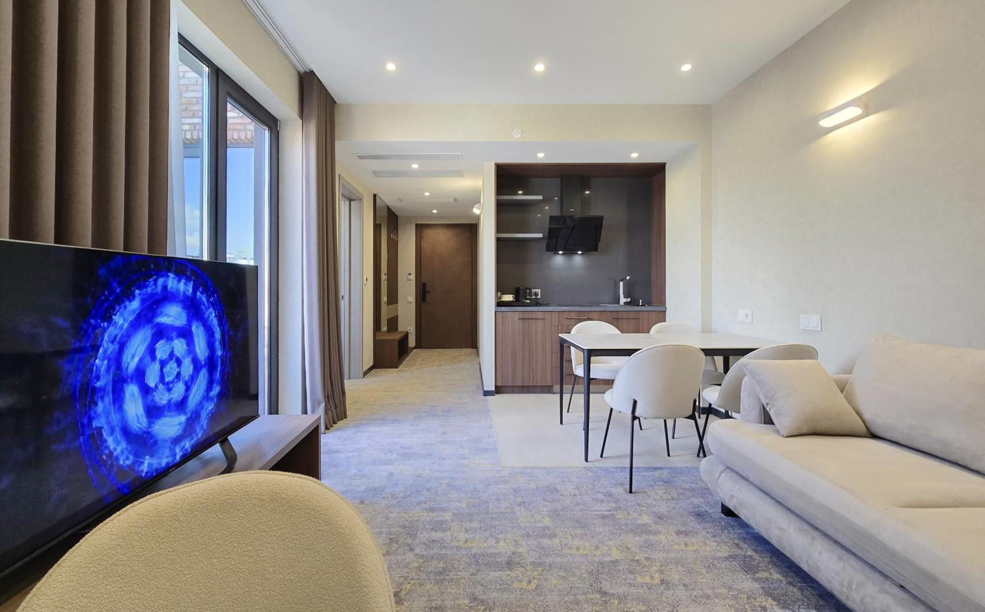 Griffin Hotel Tbilisi ภายนอก รูปภาพ
