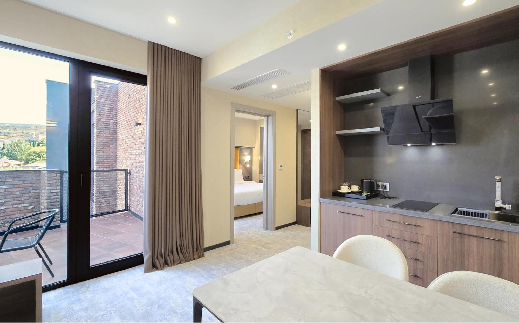 Griffin Hotel Tbilisi ภายนอก รูปภาพ