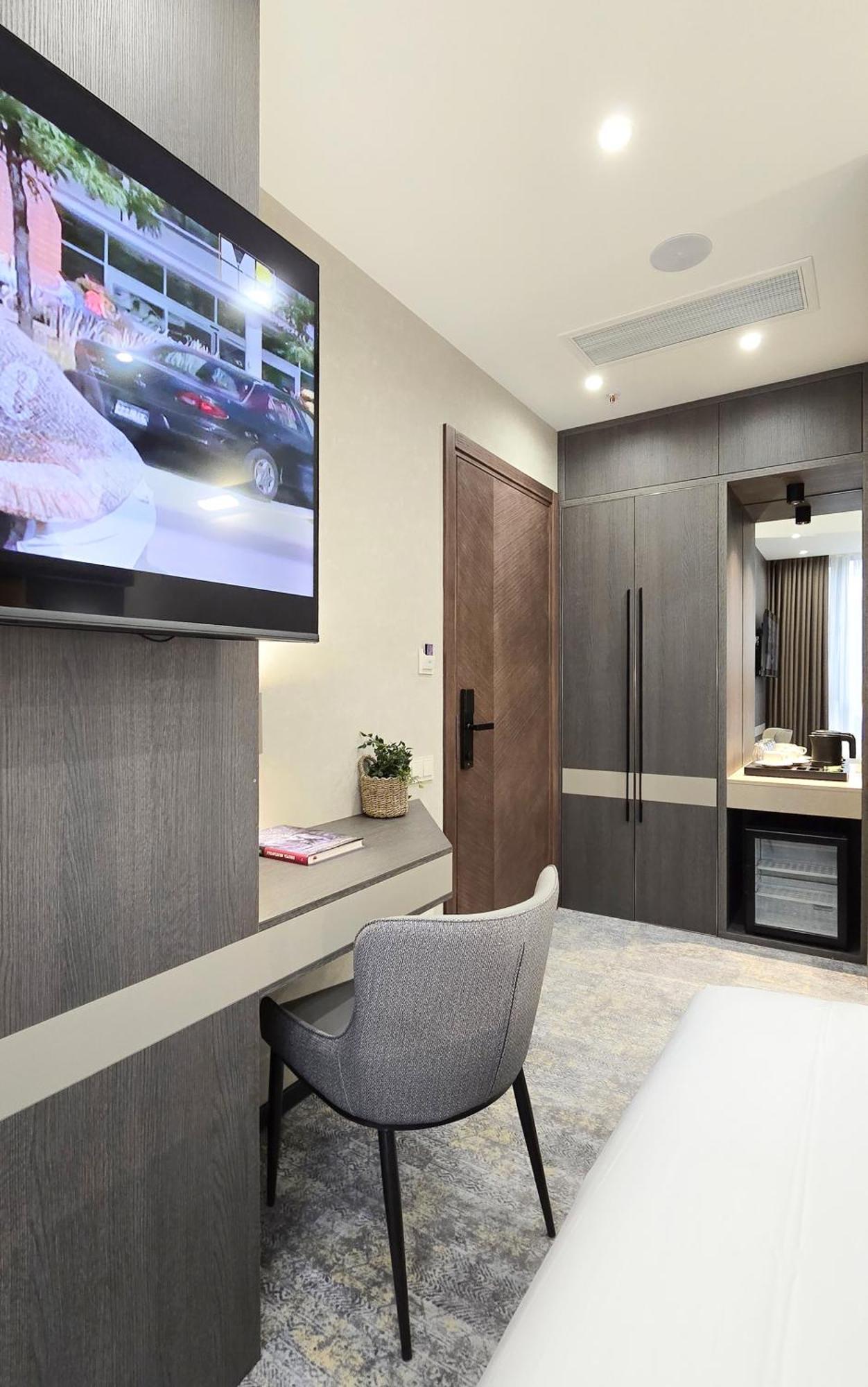 Griffin Hotel Tbilisi ภายนอก รูปภาพ