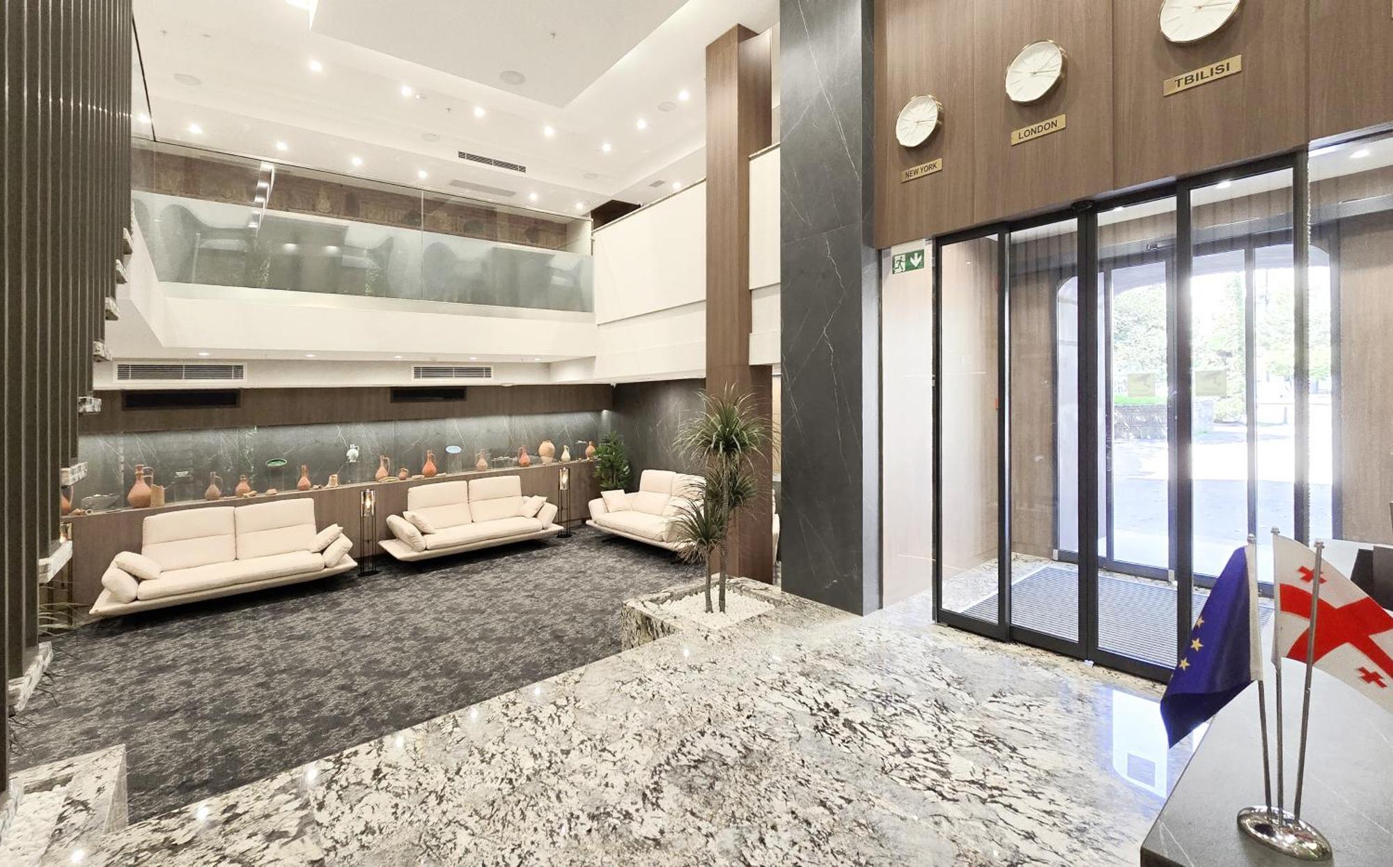 Griffin Hotel Tbilisi ภายนอก รูปภาพ