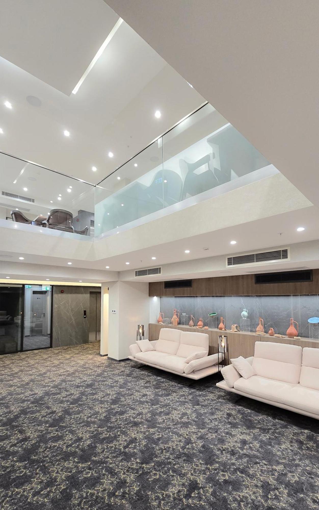 Griffin Hotel Tbilisi ภายนอก รูปภาพ