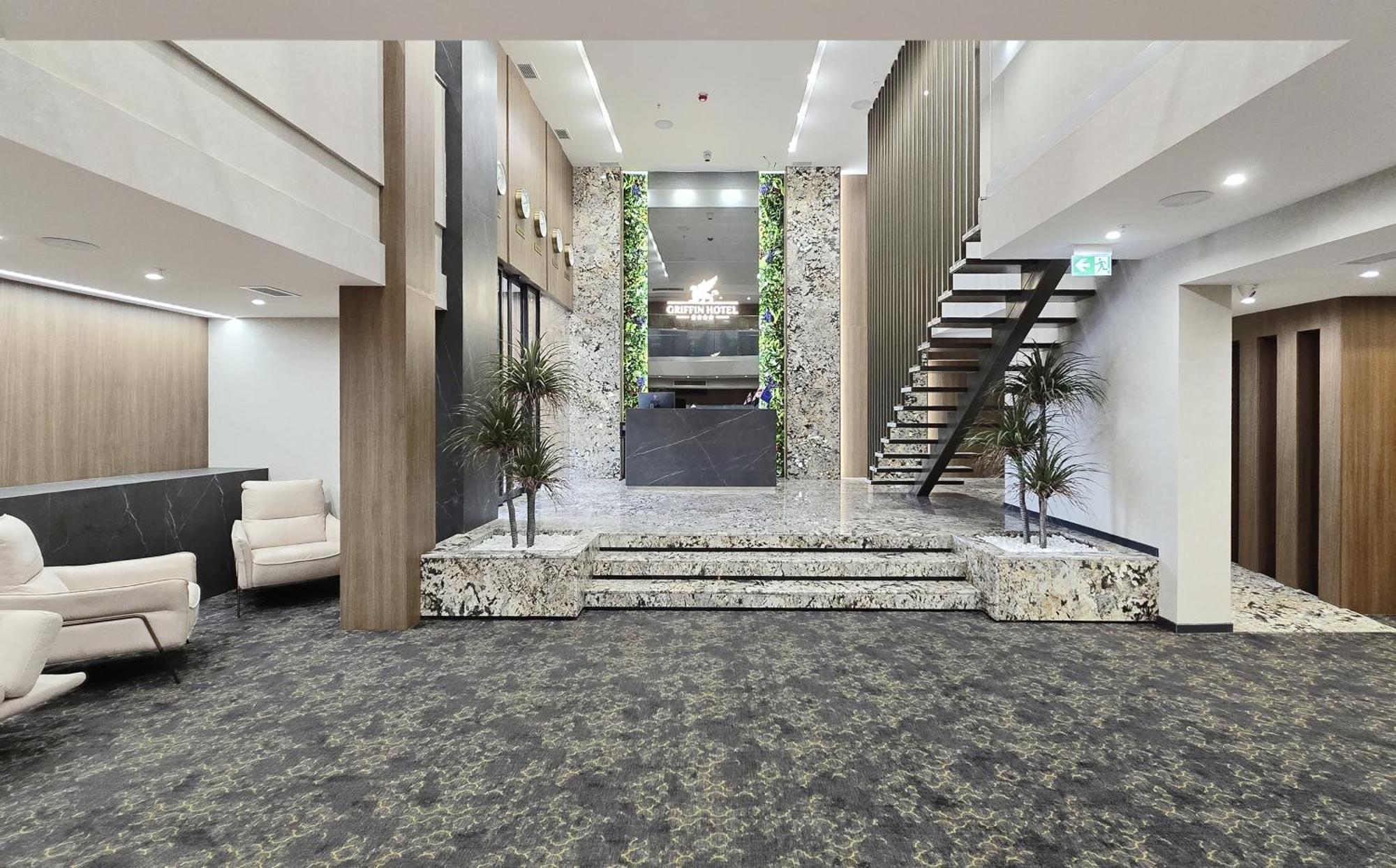 Griffin Hotel Tbilisi ภายนอก รูปภาพ