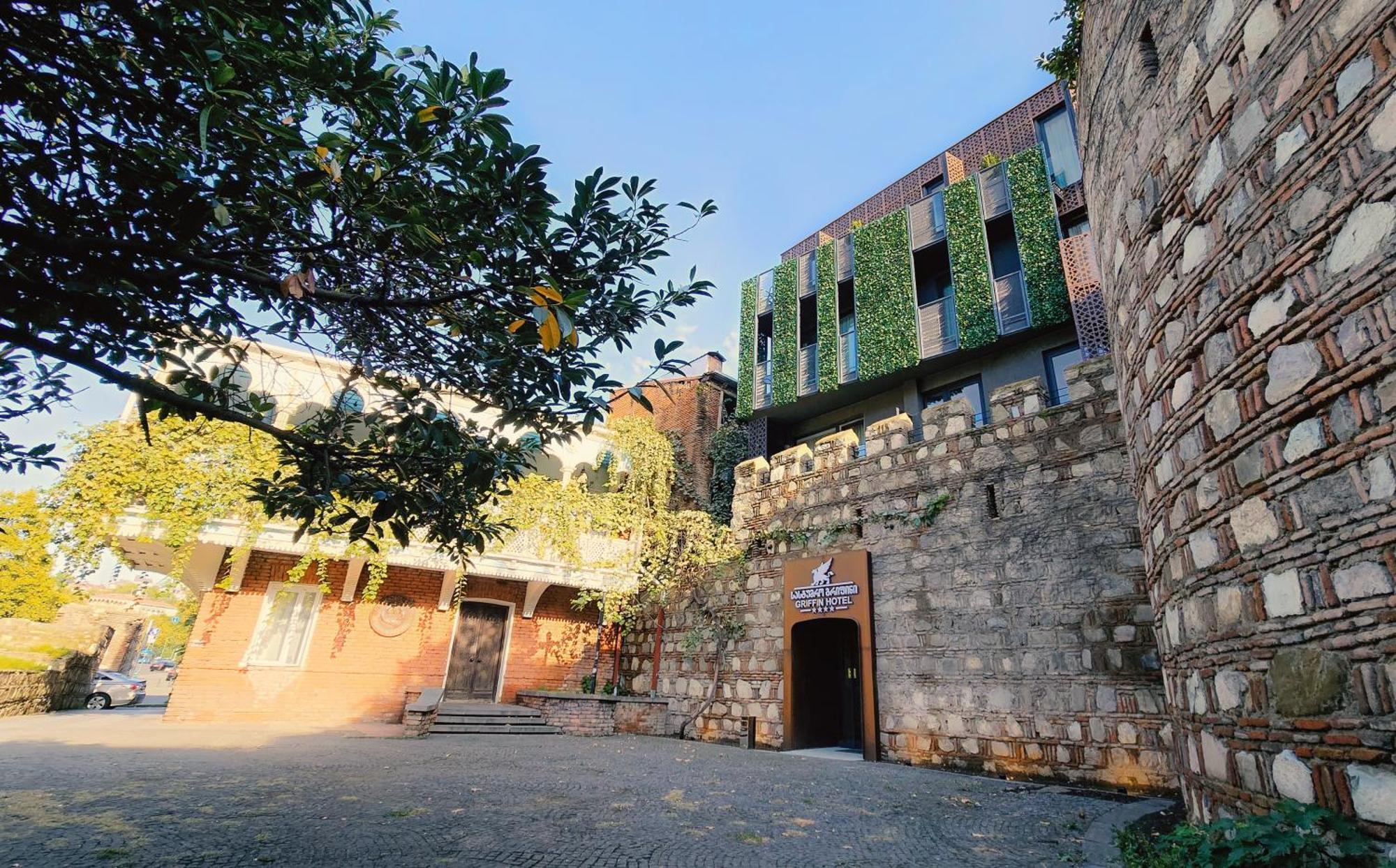 Griffin Hotel Tbilisi ภายนอก รูปภาพ